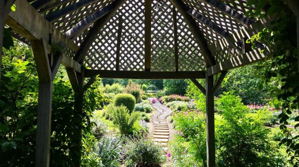 Choisir le bon abri de jardin selon vos attentes précises